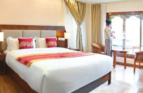 Paro Hotel | Paro Grand Resort