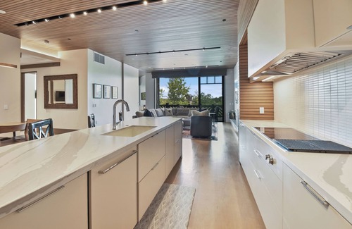 Empire Pass Condo | PARQ 4 AT EMPIRE PASS TALISKER CLUB ACCESS SKI IN/OUT POOL SPA DINING SKI VALET