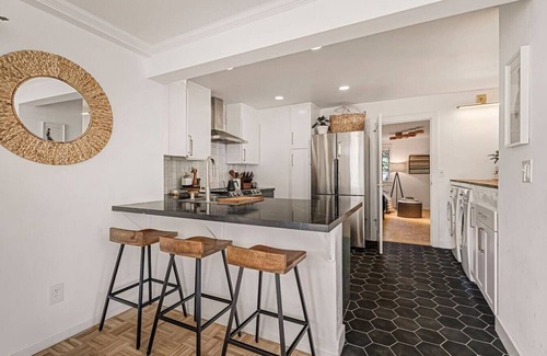 Chico House | Parquet + Hex | Amazing Location | Great View!