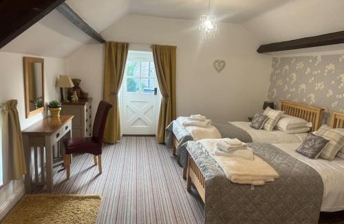 Bedale House | Parr Cottage at Snape Castle Mews