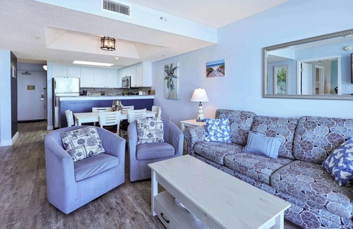 Myrtle Beach Condo | Parrot-ise by StayMareni - Oceanfront Suite
