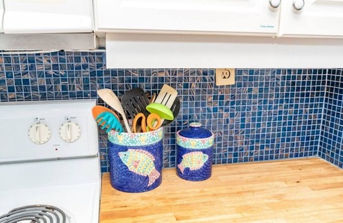 Crescent Beach Condo | Parrot Party - Ocean House 319