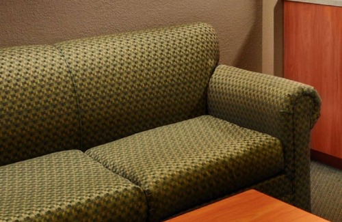 Parry Sound Hotel | Parry Sound Inn & Suites