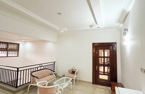 Accra House | Parry Suite