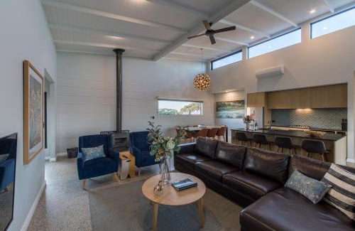Parryville Cabin | Parrys Estate at Parry Beach