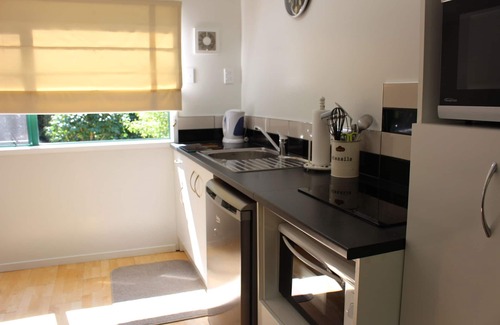 Coromandel Cottage | Parsloe's Cottage ~ Coromandel Town