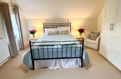 Badminton Bed & Breakfast | Parsonage House