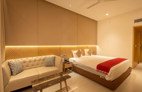 Dindigul Hotel | Parsons Court