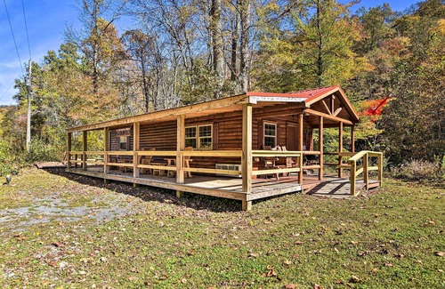 St George Cottage | Parsons Semper Fi Cabin w/Fire Pit!