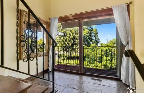 Luna Pier Villa | Part of Mini-Mansion, private, 3 story Lake Erie views