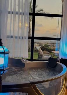 Abu Snan Cabin | Parthenon athena