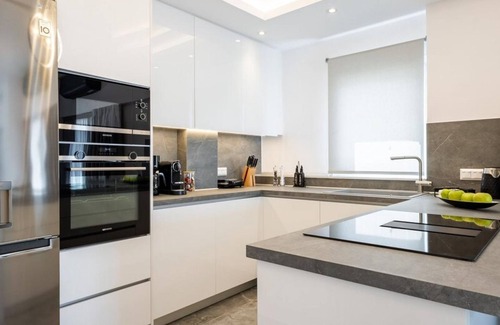 Kinosargous Apartment | Parthenon view luxury penthouse