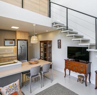 Santo Antonio de Lisboa Apartment | Partial Sea View | Pool | WI-FI 400mb #SAL08