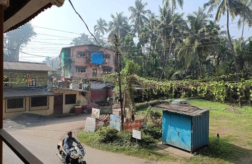Revadanda House | Parvati Niwas Homestay Nearby Revdanda beach and fort- WiFi Available