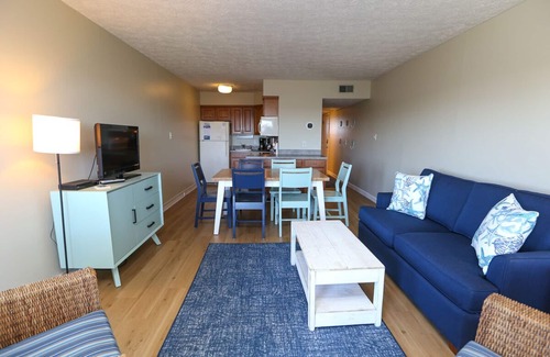Duck Condo | Parzanese - Semi-Oceanfront 1 BR/2BA condo in Duck