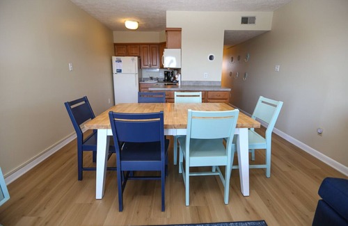 Duck Condo | Parzanese - Semi-Oceanfront 1 BR/2BA condo in Duck