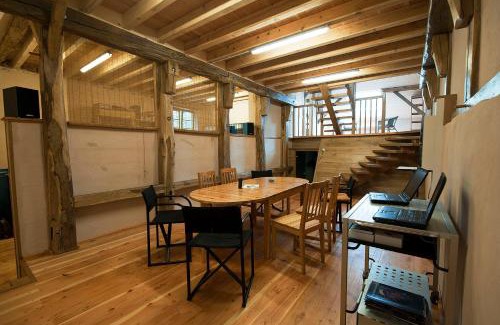 Sainte-Marie-en-Chanois Bed & Breakfast | Pas de Deux