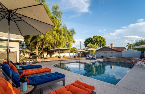 North Center Revitalization Association House | Pasadena Mesa 4 Bedroom Home by Redawning