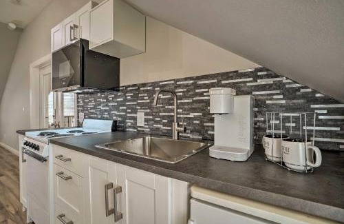 Tri-Cities Apartment | Pasco Condo with Columbia River Views and Hot Tub