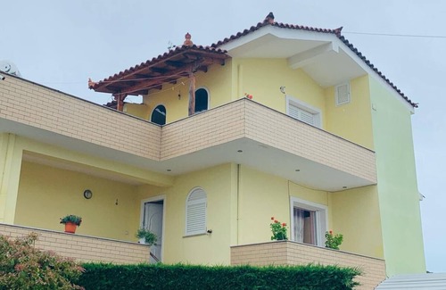 Mbrostar-Urë Villa | Pasho's House: Your Perfect Albanian Getaway!