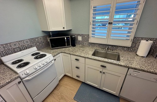 Pass-a-Grille Condo | Pass A Grille Gulf Way St Pete Beach 1/1