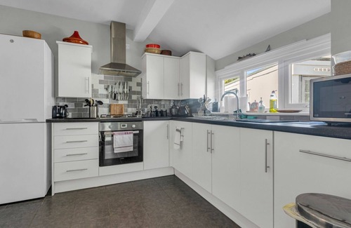 Birchington House | Pass the Keys | Little Haven, A stunning Bungalow in Minnis Bay