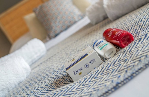 Sutton-in-Ashfield House | Pass the Keys | Beautiful 6 Guest Home with free parking