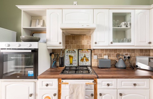 York House | Pass the Keys | 20 Hazelnut Grove · Spacious Contemporary 2-Bed House in York