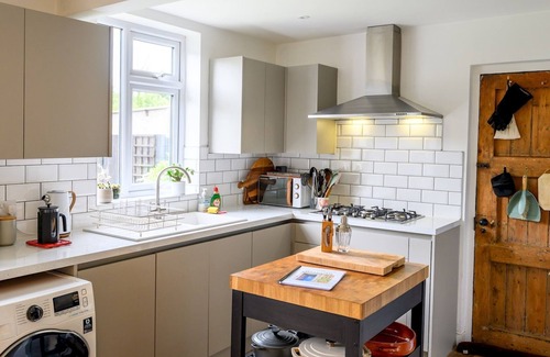 Shrewsbury House | Pass the Keys | 3 Bedroom home, within walking distance of town