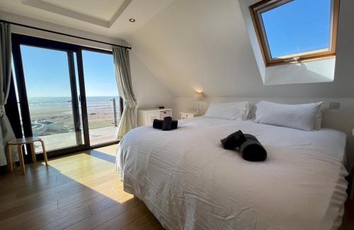 Hastings House | Pass the Keys Beachfront Bliss at Laughing Water