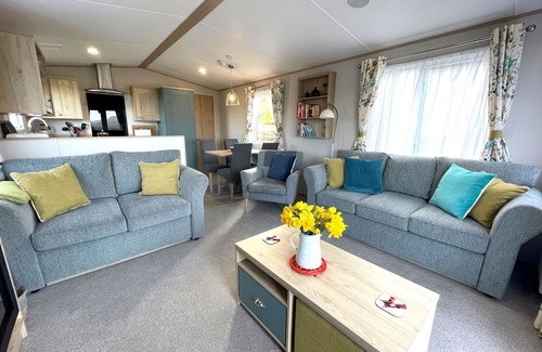 Rockcliffe House | Pass the Keys | Beautiful 2BR In Kippford With Incredible Views