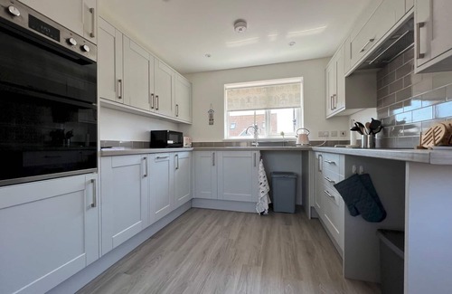 Lydd-on-Sea House | Pass the Keys | By the Beach Brand New Holiday home