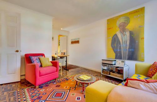 Cherry Hinton Apartment | Pass the Keys Charming Ground Floor Flat with Free Parking