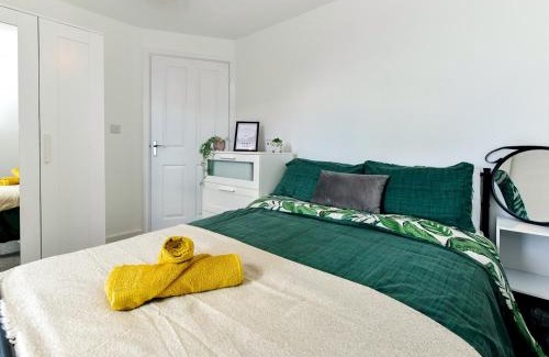 Barry Apartment | Pass the Keys Cosy 2 Bedroom Apartment in Barry with Parking