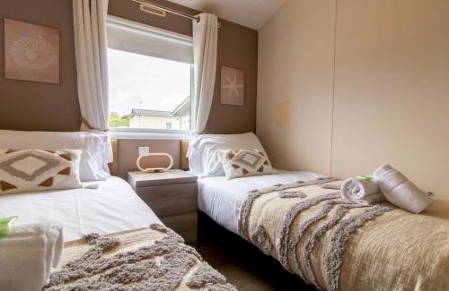 Whitley Bay House | Pass the Keys Cozy 2-Bed Lodge by the Sea – Whitley Bay Retreat