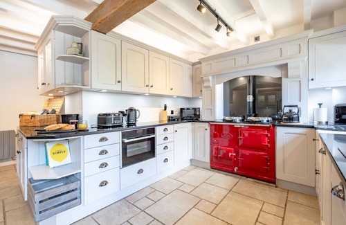 Ashford Bowdler House | Pass the Keys | Countryside home 5 minutes from Ludlow