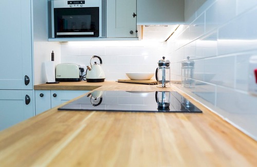 East Putney Apartment | Pass the Keys | Heart of Putney Apartment