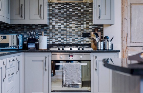 Didsbury House | Pass the Keys | Large 4 Bed House with Games Room