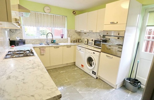 Salford House | Pass the Keys | Loved Family Home With Garden & Parking