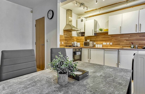 Rusholme Apartment | Pass the Keys | Luxury apartment in center Manchester & Parking