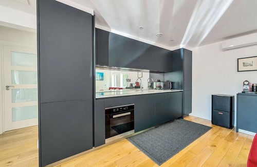 Kennington Apartment | Pass the Keys | ★ Luxury Oxford Apartment ★ Sleeps 4, Free Parking