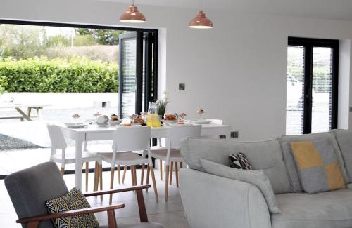 Bodorgan House | Pass the Keys Luxury Property with Stunning View