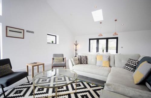 Bodorgan House | Pass the Keys Luxury Property with Stunning View