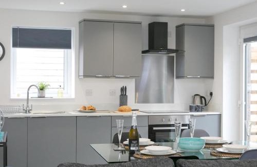 Bryngwran Apartment | Pass the Keys Modern 2 bed Apartment in Rhosneigr