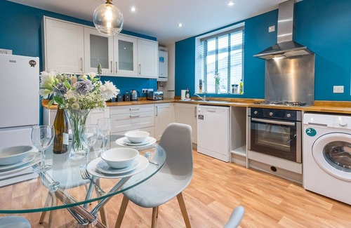 Shrewsbury House | Pass the Keys | Perfectly located 2 bed townhouse in Shrewsbury