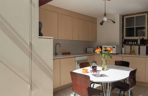 Margate Old Town House | Pass the Keys | Smugglers Cottage - Unique Margate Home
