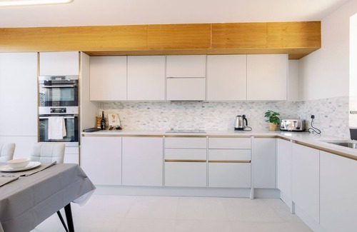 Streatham Hill House | Pass the Keys | Spacious Tulse Hill Condo