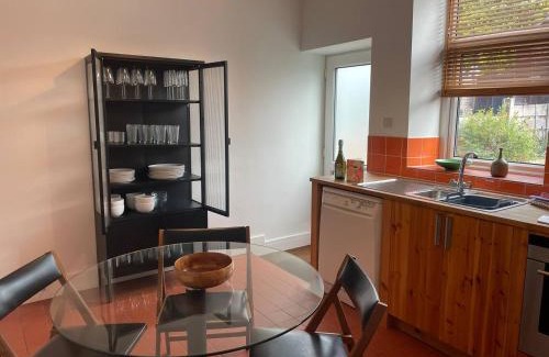 New Mills House | Pass the Keys Spacious Garden Home in New Mills - Pet Friendly