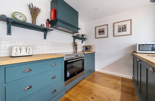 Summertown House | Pass the Keys | Stunning 3 Bed + Parking in Leafy North Oxford