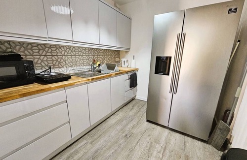 Shrewsbury House | Pass the Keys | Stylish and unique 2, 4-bedroom homes for 8 guests